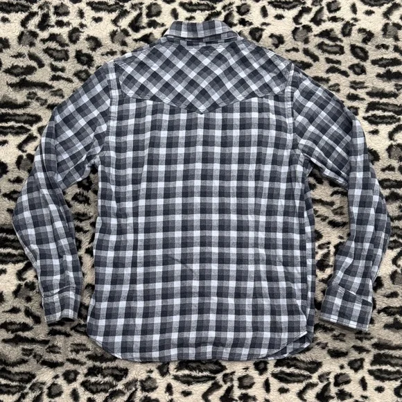 Howe Black and White Plaid Casual Shirt - Picture 7 of 7